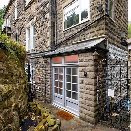 Spacious 3 Bedroom Ground Floor Apartment - 10 Mins From City Centre Leeds  Eksteriør billede